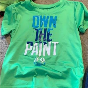 Under armour T-shirt free with bundle